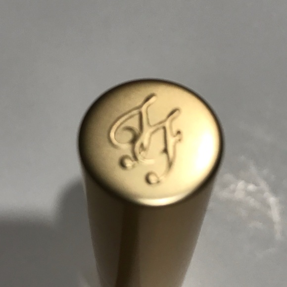 Too faced lipstick 💄 - Picture 11 of 11